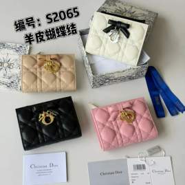 Picture of Dior Wallets _SKUfw240129756fw